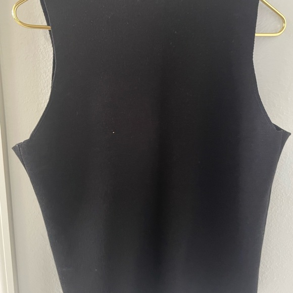MaxMara sleeveless wool shell.  Size L - Picture 2 of 5